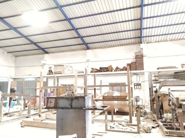 Swastik Technology Manufacturing Plant – Peanut Equipment Facility Rajkot